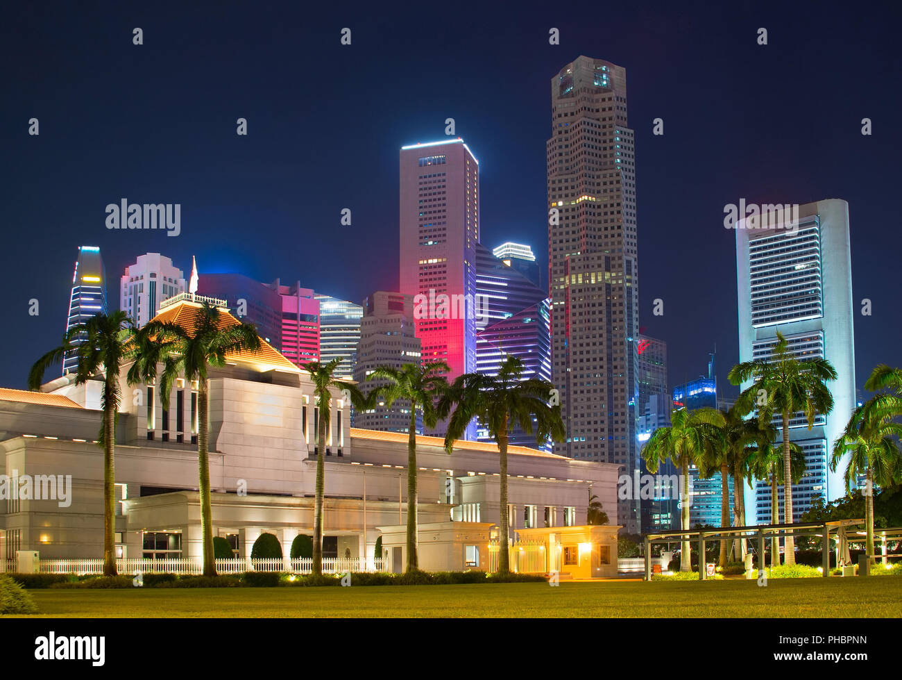 Singapur Parlament. Downtown auf Hintergrund Stockfoto