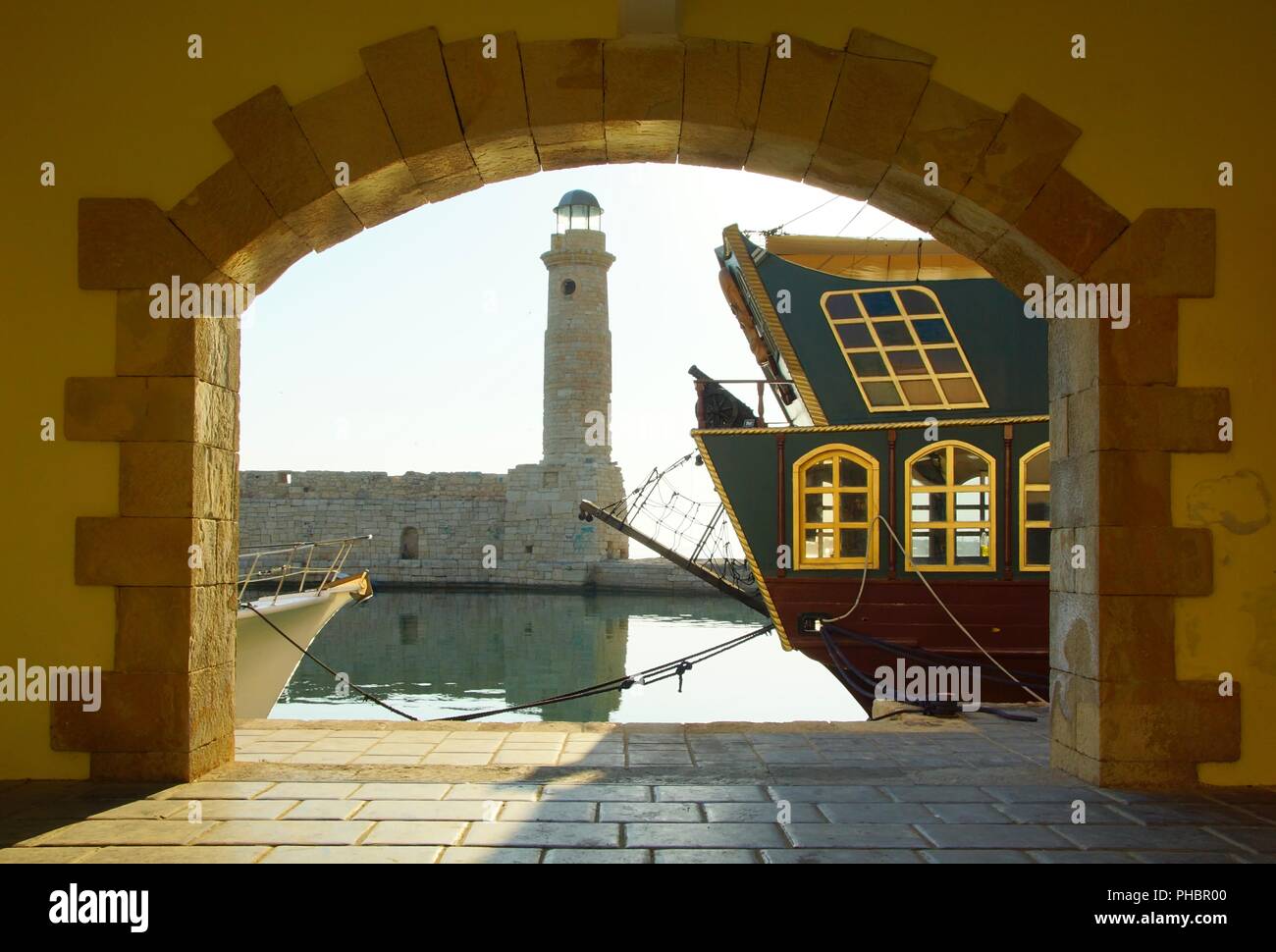 Sonnigen morgen im Alten Hafen Stockfoto