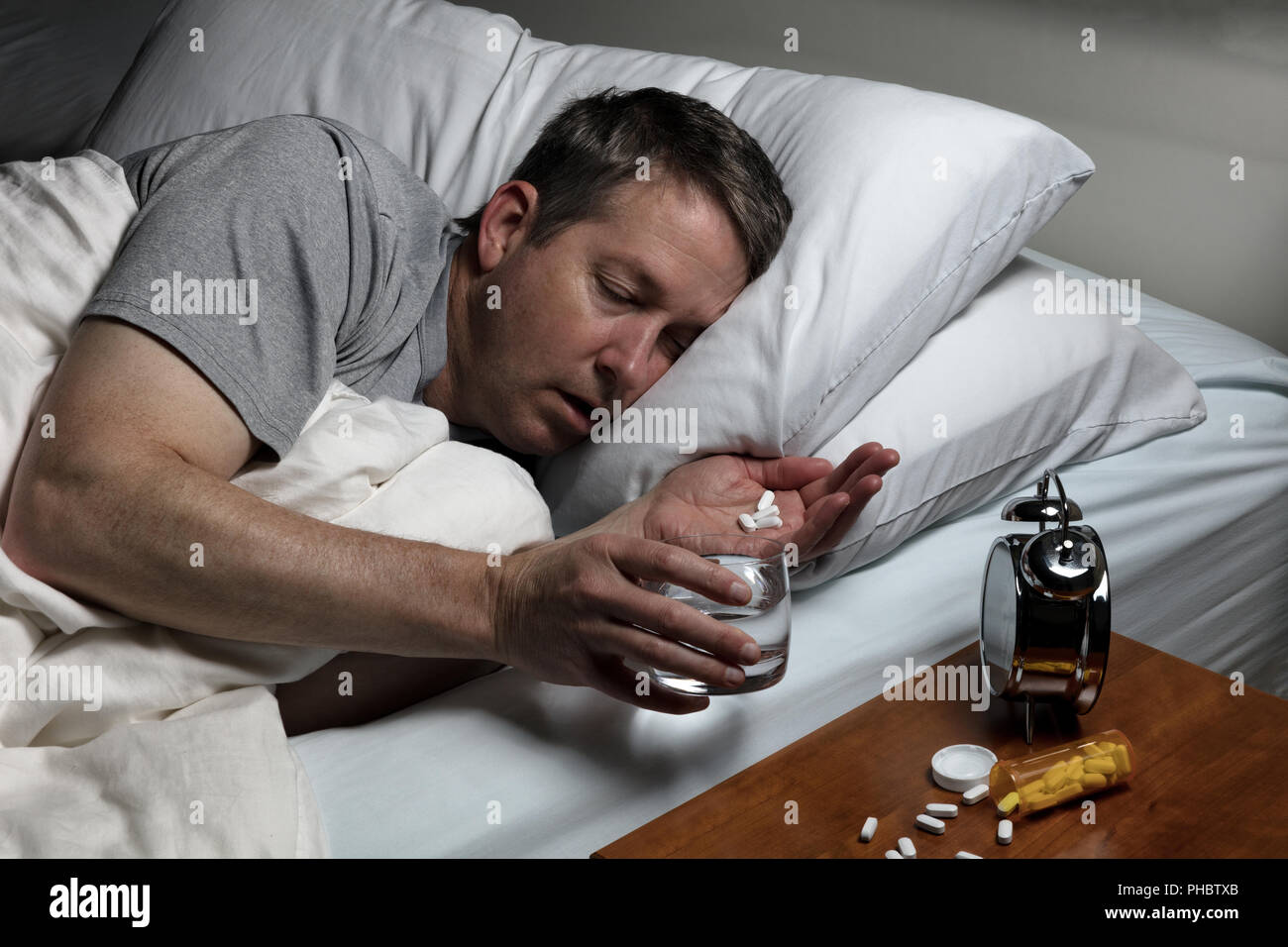 Mann drogenkonsument -Fotos und -Bildmaterial in hoher Auflösung – Alamy