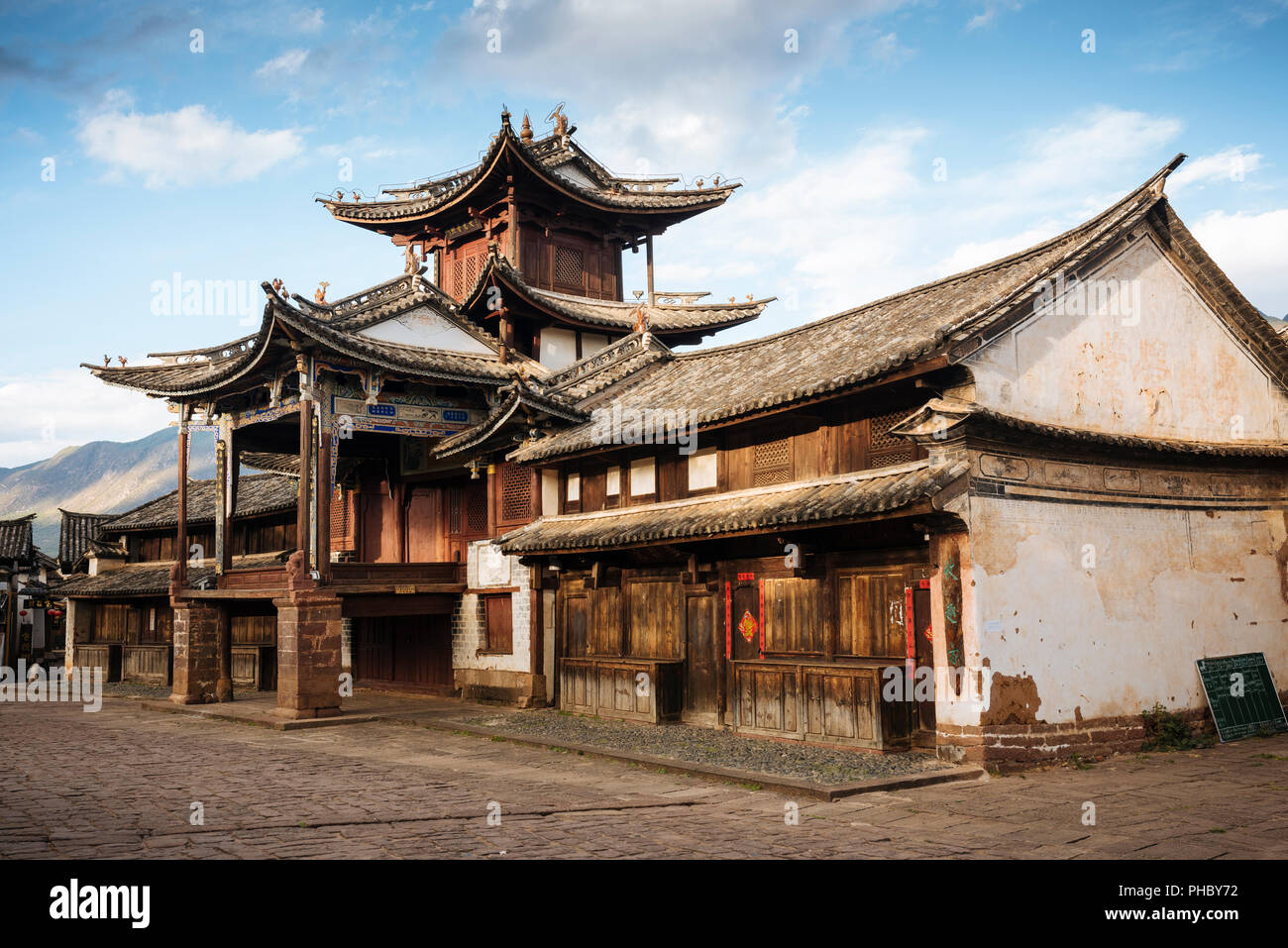 Die drei terrassenförmig angelegten Pavillon, Shaxi, Provinz Yunnan, China, Asien Stockfoto