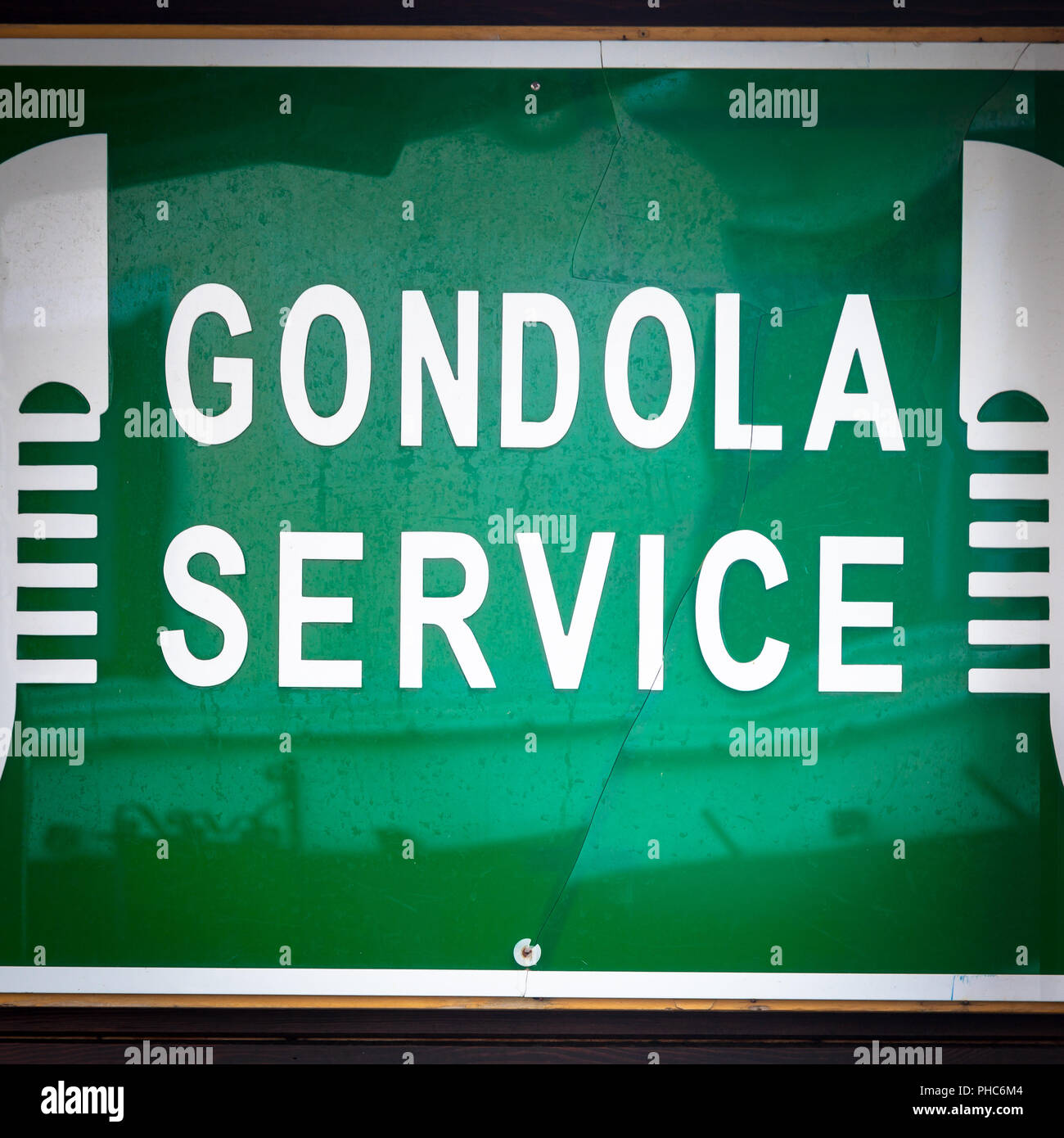 Gondel Service anmelden Stockfoto