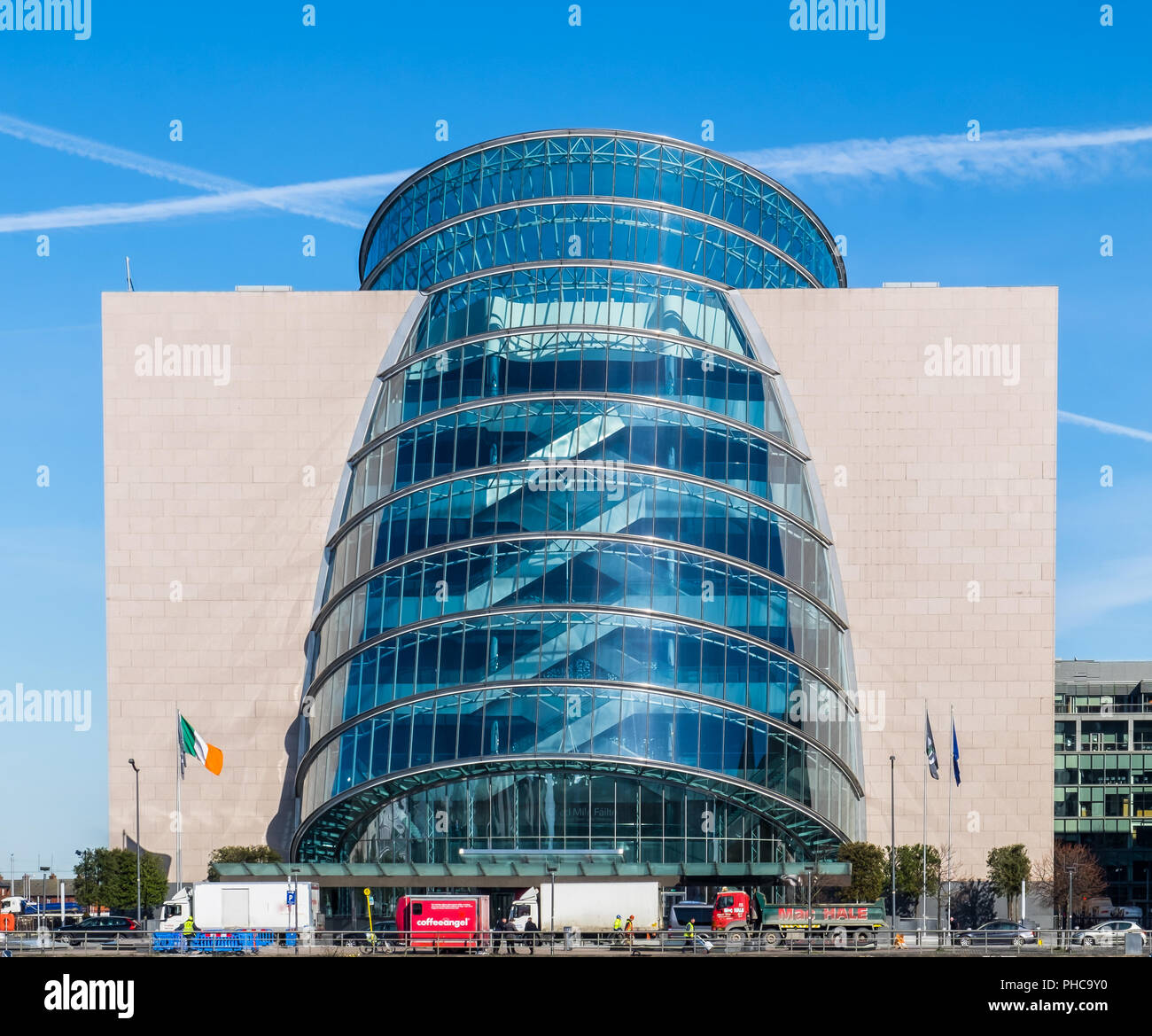 Dublin, Irland, März 2018, Fassade des Kongresszentrums am Fluss Liffey bei Spencer Dock Stockfoto