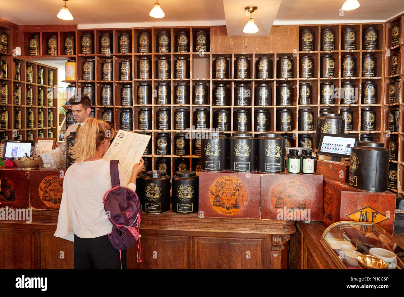 Mariage Freres Tee Shop auf der Rue du Bourg Tibourg in Le Marais in Paris  Stockfotografie - Alamy