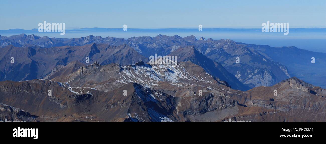 Atemberaubende Aussicht vom Jungfraujoch. Stockfoto