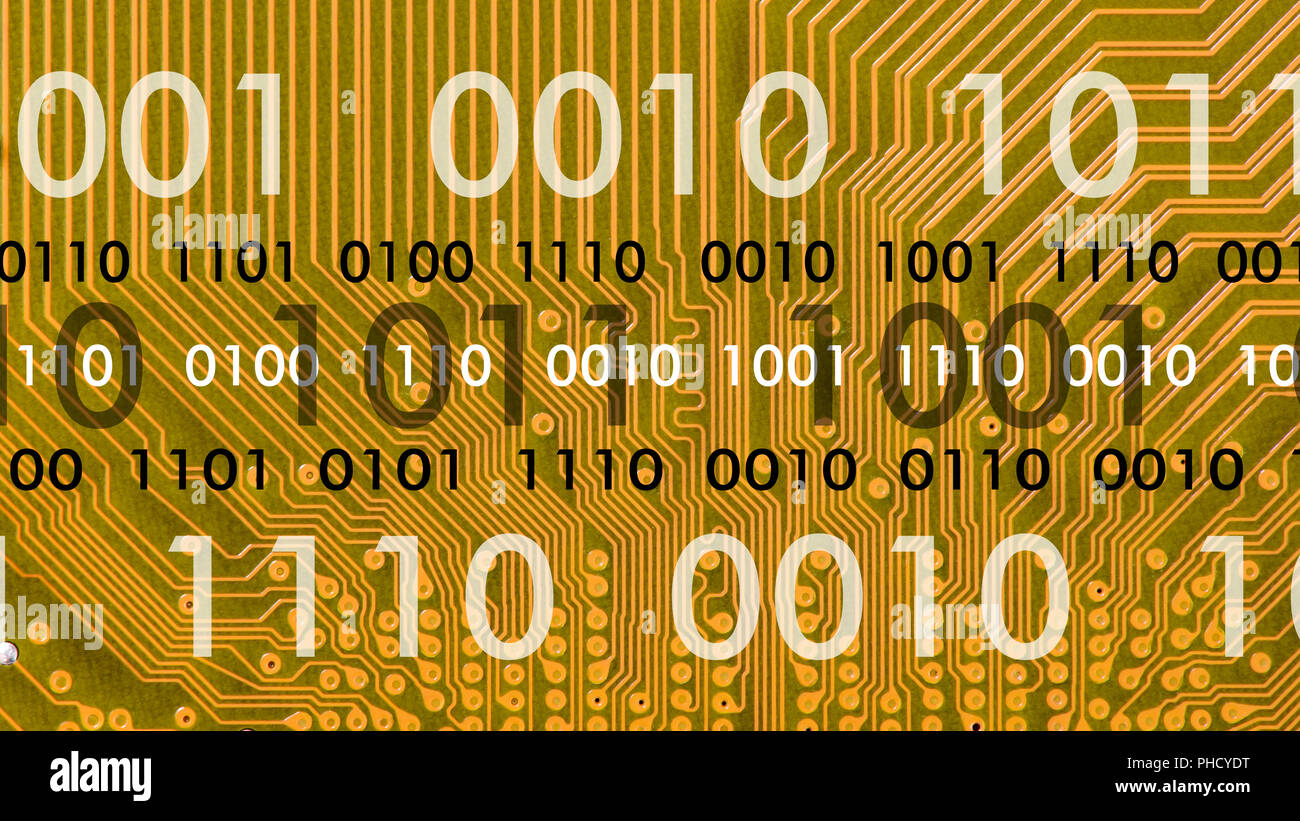 Der binäre Code über Computer Board Stockfoto