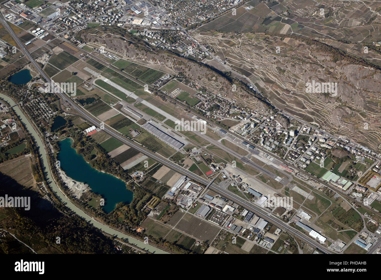 Flughafen von Sion im Rhonetal, Schweiz Stockfoto