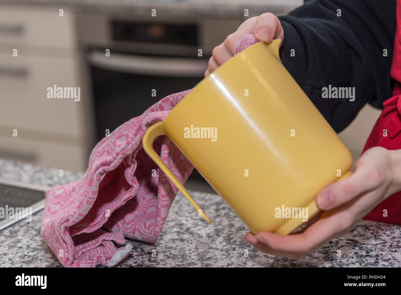 Küchenutensilien wird getrocknet - close-up Stockfoto