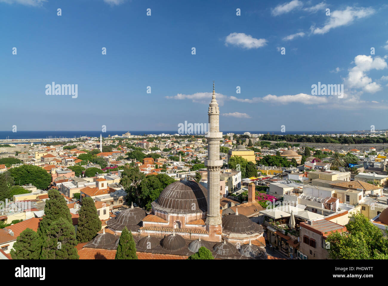 Blick über die Stadt Rhodos mit Blick auf die Süleymaniye-moschee, Rhodos Griechenland Stockfoto