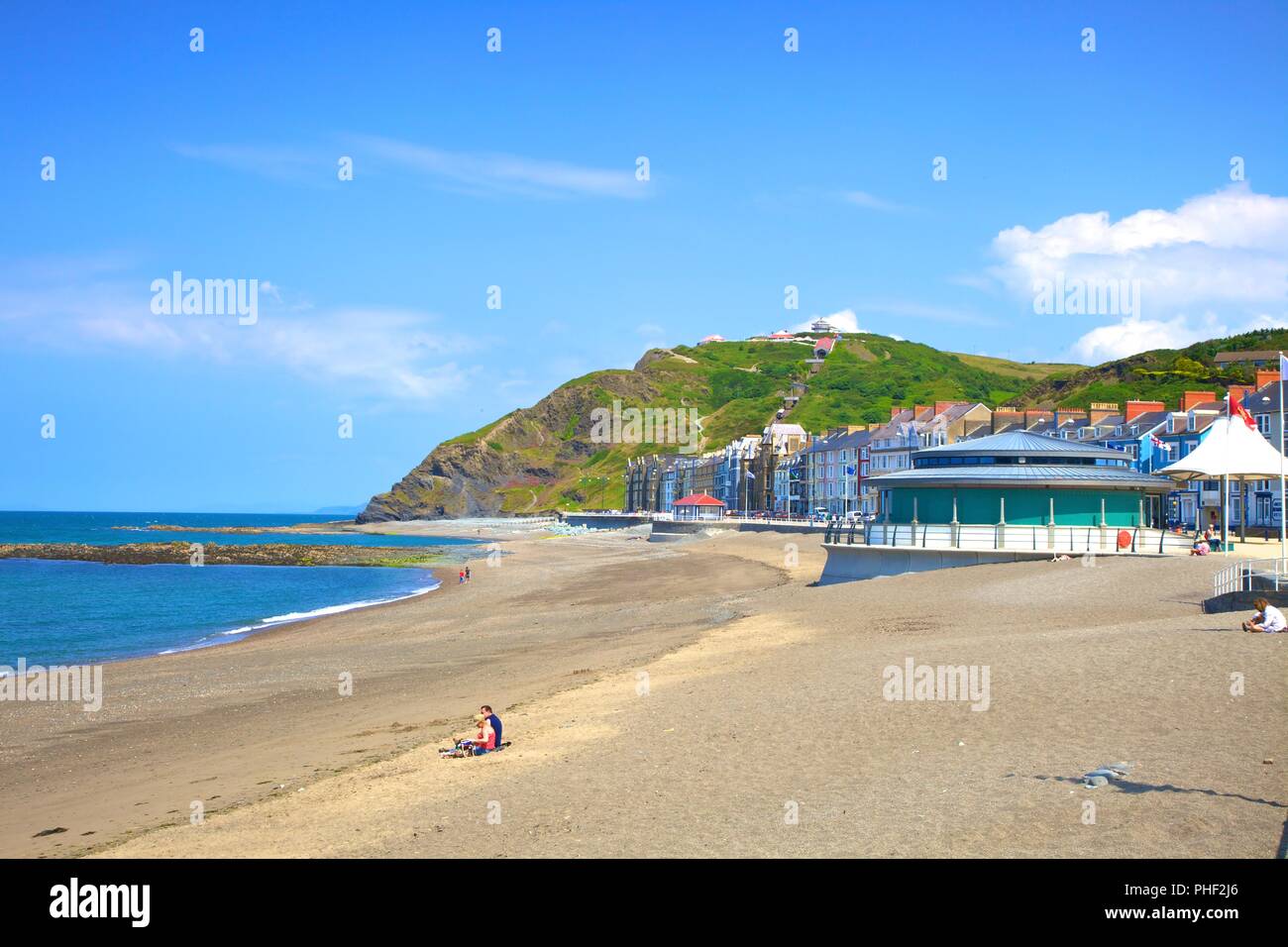 Der Strand und die Promenade in Aberystwyth, Cardigan Bay, Wales, Vereinigtes Königreich, Europa, Stockfoto