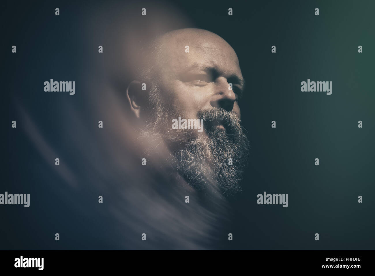 Glatzköpfige mann Bärtigen Stockfoto