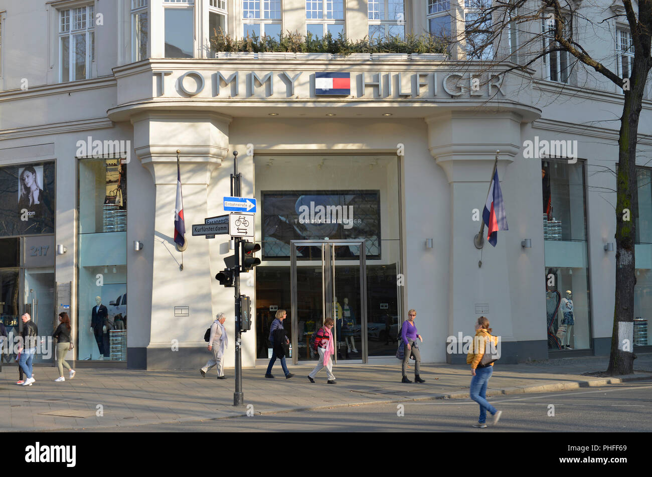 Tommy Hilfiger, Kurfürstendamm, Charlottenburg, Berlin, Deutschland  Stockfotografie - Alamy