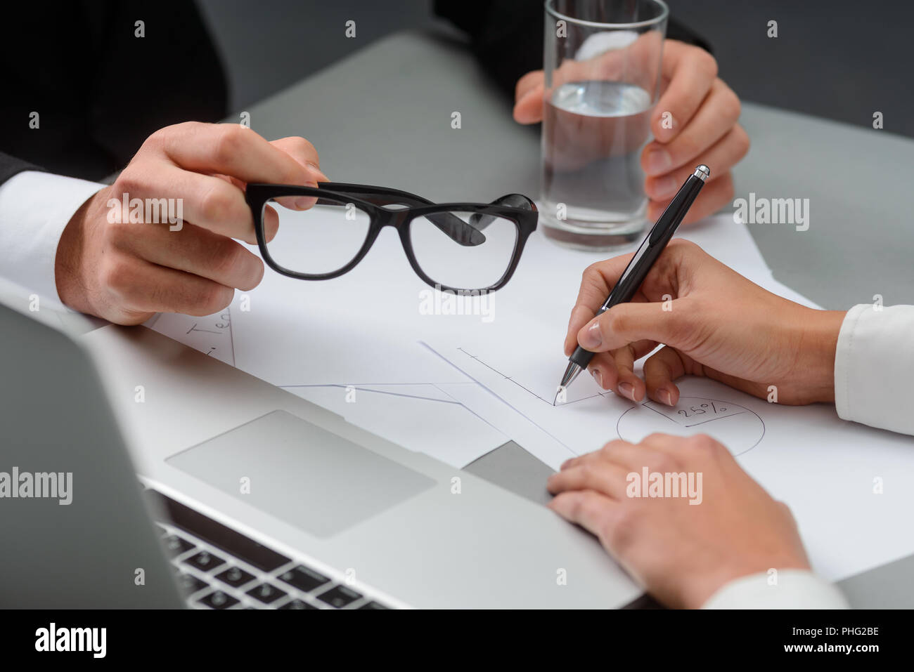 Morgen briefing im Büro Stockfoto