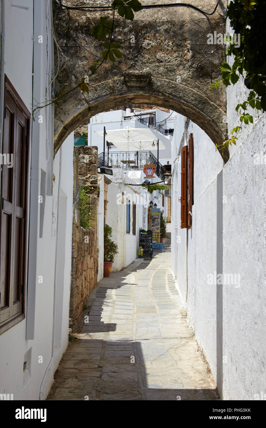 Typisch griechischen Straße, Lindos, Insel Rhodos, Griechenland Stockfoto