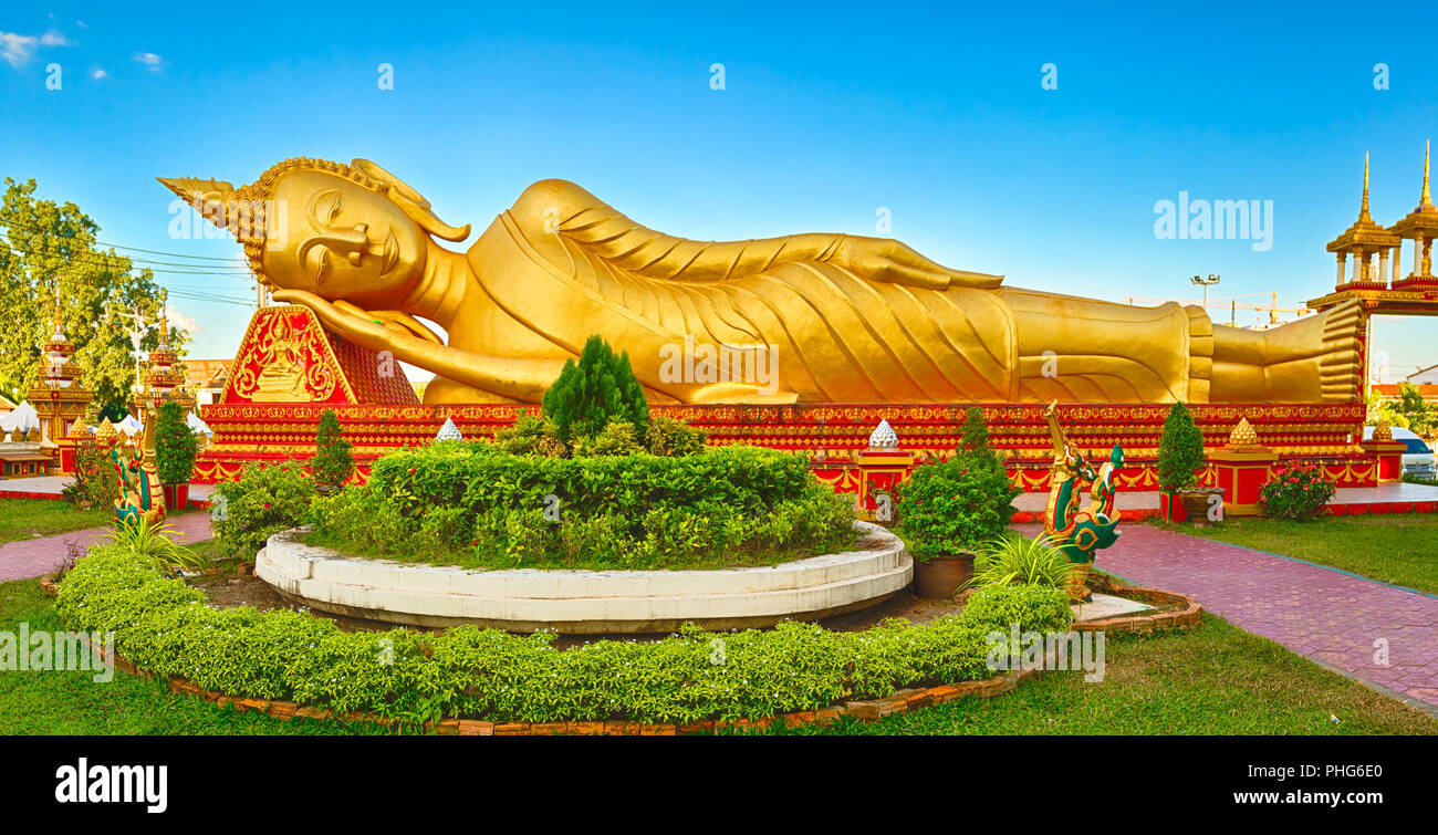 Reclning Buddha. Vientiane, Laos. Panorama Stockfoto