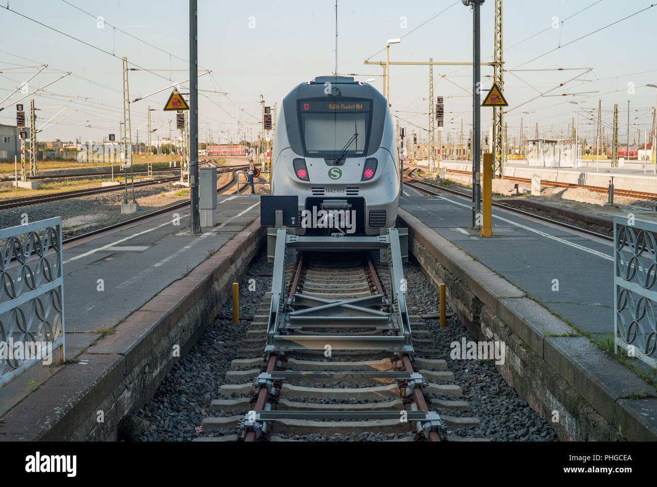 S-Bahn in Leipzig Hauptbahnhof Stockfoto