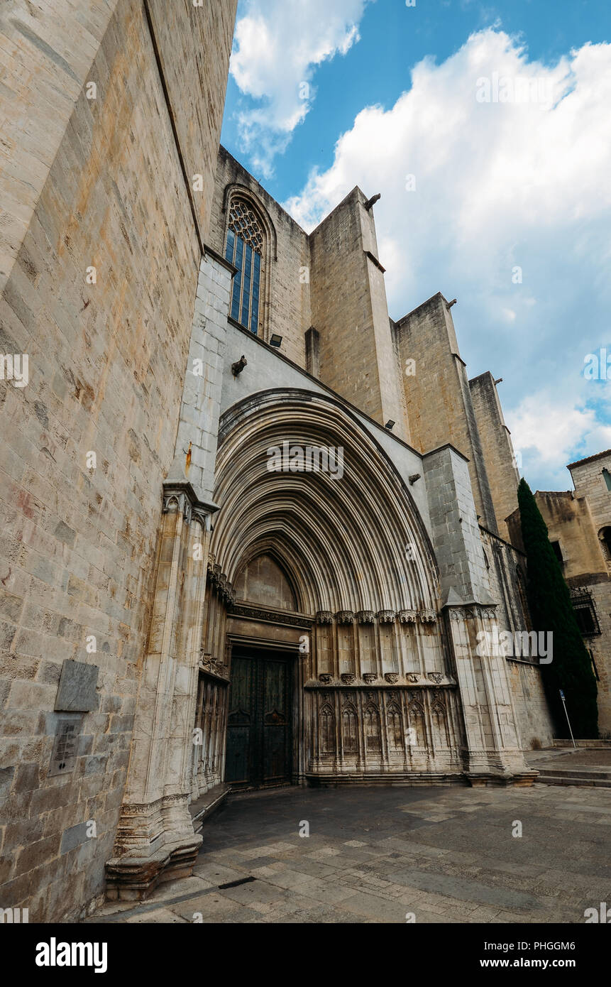 Weitwinkel Süden Tür, Kathedrale der Heiligen Maria von Girona, Girona, Katalonien, Spanien. Stockfoto