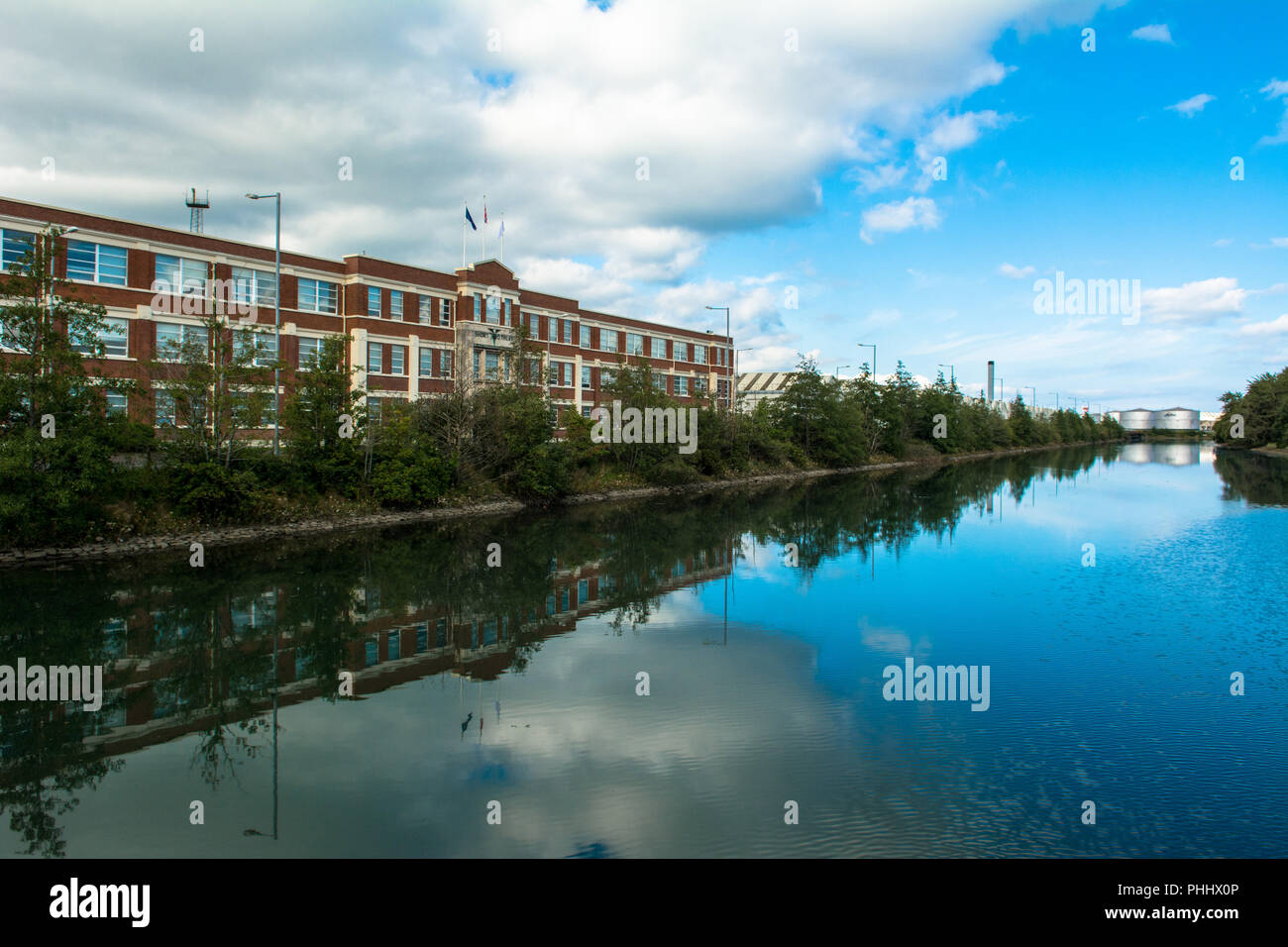 Sam Thompson Brücke Connswater Community Greenway Victoria Park Shorts Aircraft Factory Harland und Wolfe Werft Ost Belfast Stockfoto
