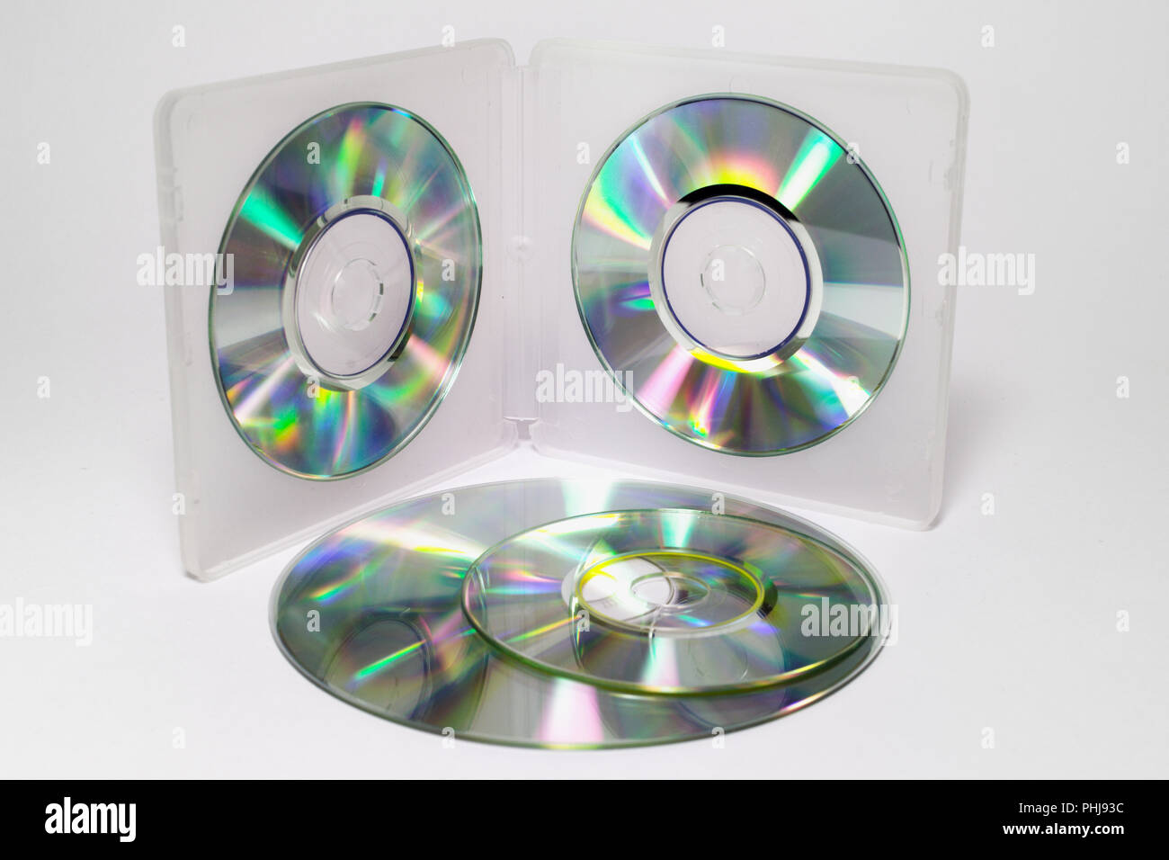 Case für Mini-CDs. innere Fächer doppelseitiges halbtransparente Kunststoffbox mit schillernden Scheiben auf Klammern und die Stapel in verschiedenen Größen Scheiben Stockfoto