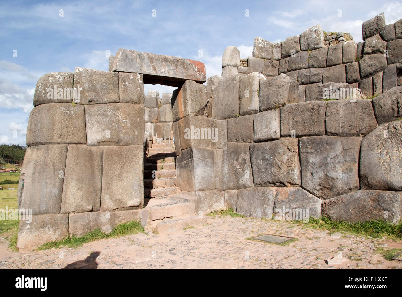 Die Inka Festung Sacsayhuaman am Stadtrand von Cusco Stockfoto