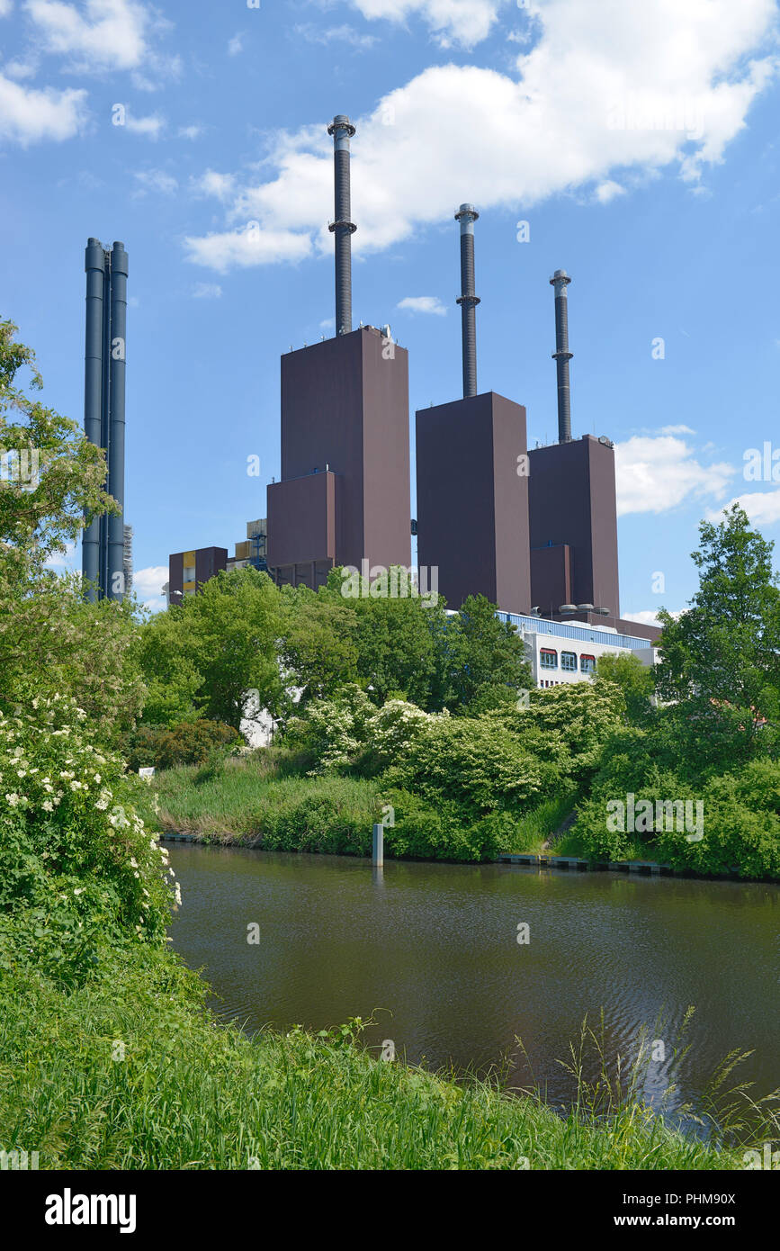 Heizkraftwerk Lichterfelde, Teltowkanal, Lichterfelde, Berlin, Deutschland Stockfoto