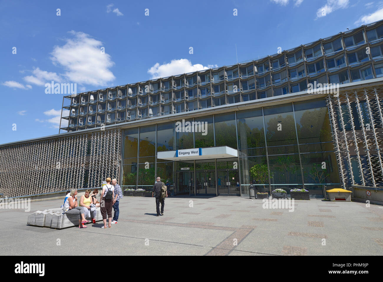 Eingang West, Krankenhaus' Benjamin Franklin, Hindenburgdamm, Steglitz, Berlin, Deutschland Stockfoto