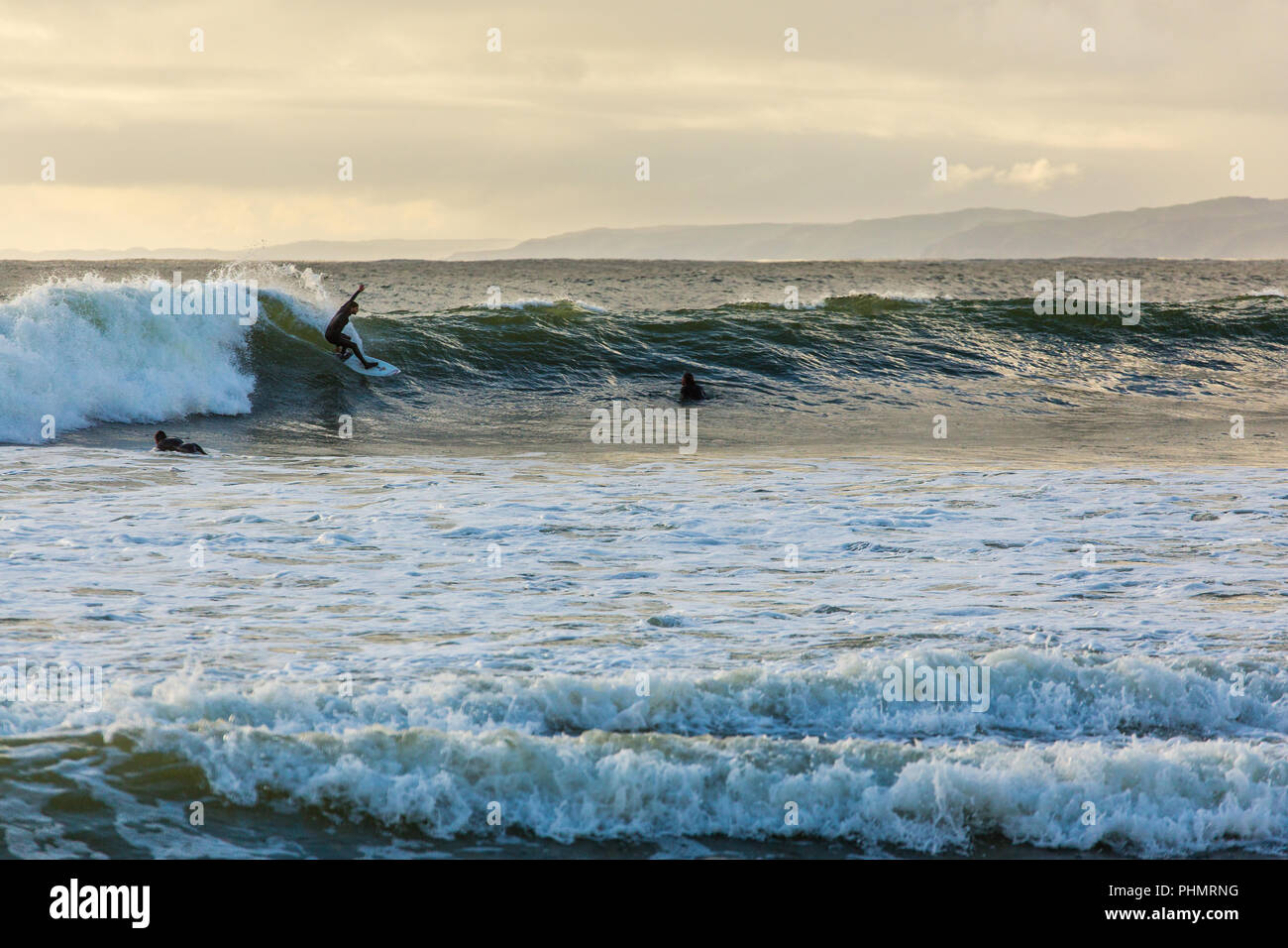 Legendäre Raglan Surf Beach - Manu Bay Stockfoto
