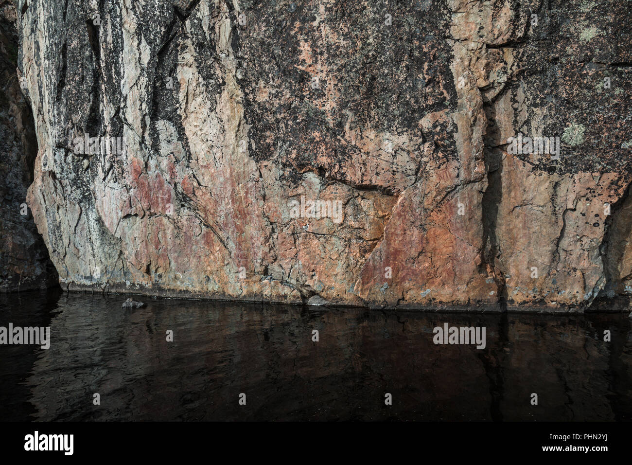 Rockwall Gemälde, Värikallio, Stone Age, Geschichte, Hossa Nationalpark, Finnland Stockfoto