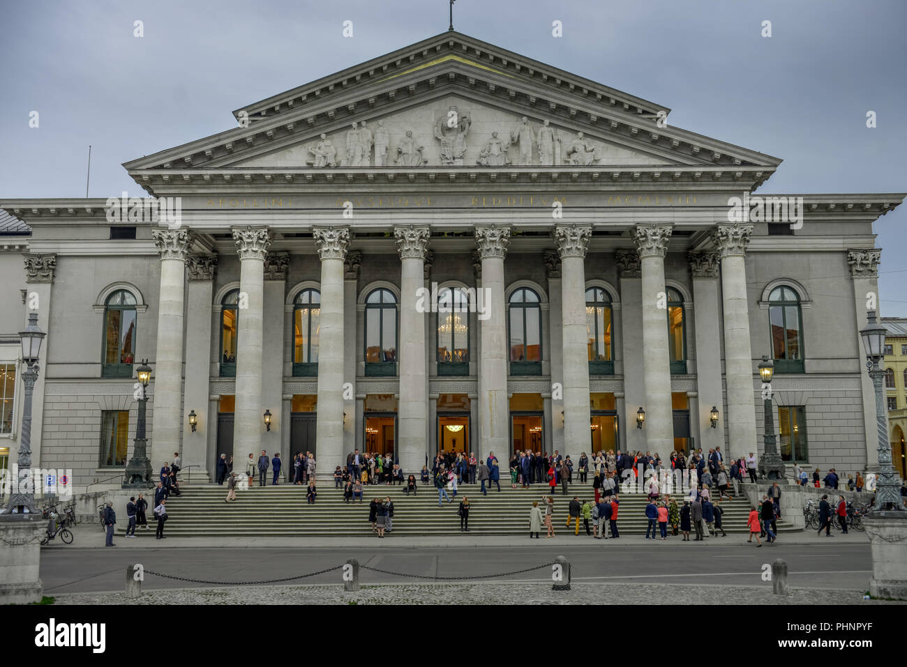 Nationaltheater, Max-Joseph-Platz, Muenchen, Bayern, Deutschland Stockfoto