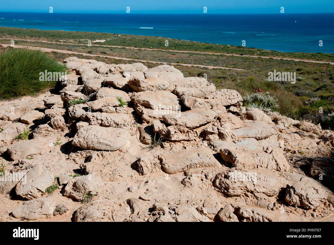 WWII erodiert Sandsäcke - Exmouth - Australien Stockfoto