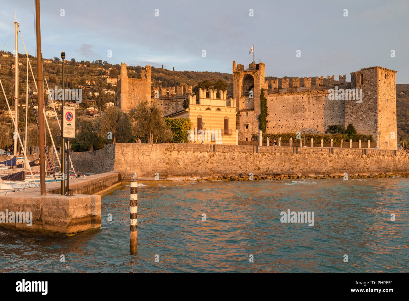 Torri del Benaco, Gardasee, Lombardei, Italien, Europa Stockfoto