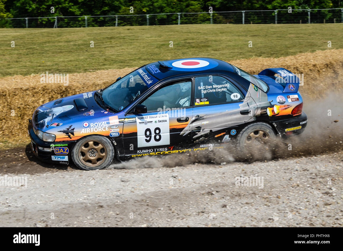 RAF, Royal Air Force Subaru Impreza Rallye-Autorennen auf der Spezialbühne beim Goodwood Festival of Speed. Gefahren von Dan Megannity und Chris Daykin Stockfoto