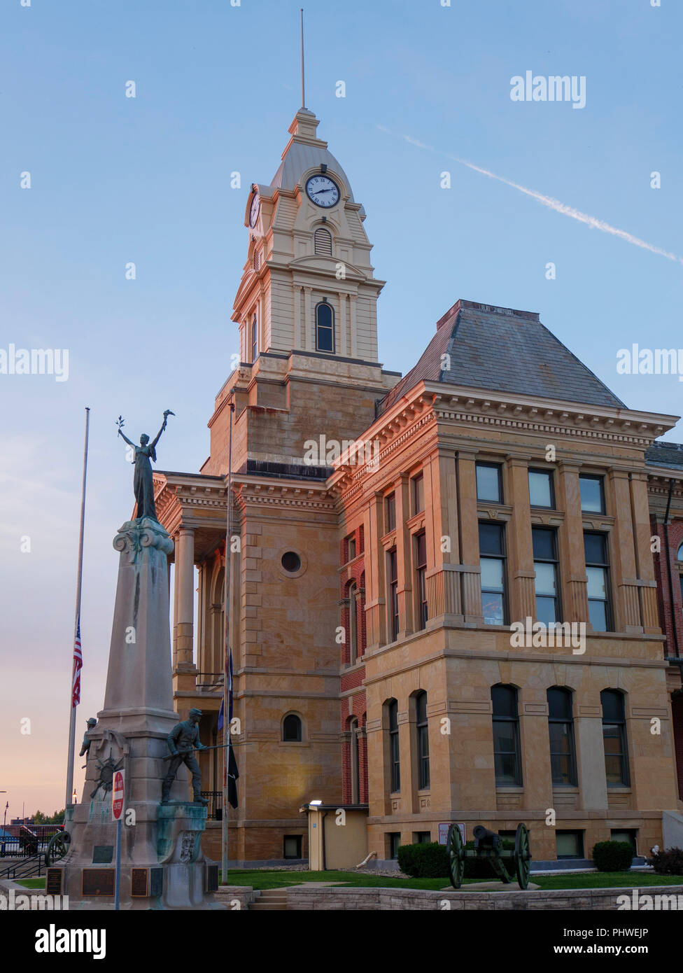 Montgomery County Courthouse. Crawfordsville, Indiana Stockfotografie ...