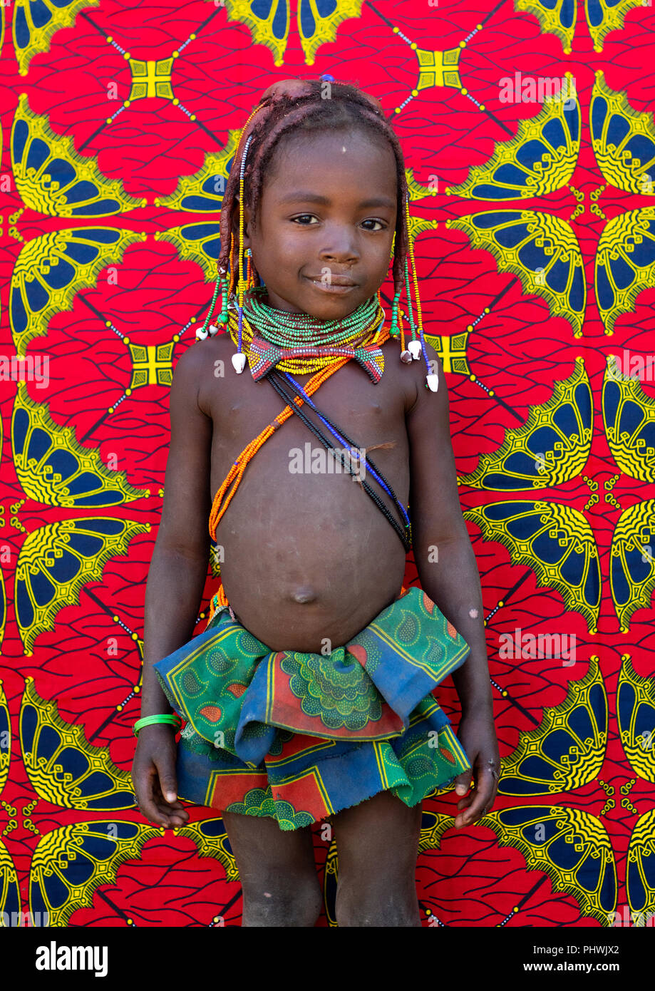 Mumuhuila Stamm girl portrait, Huila Provinz, Chibia, Angola Stockfoto