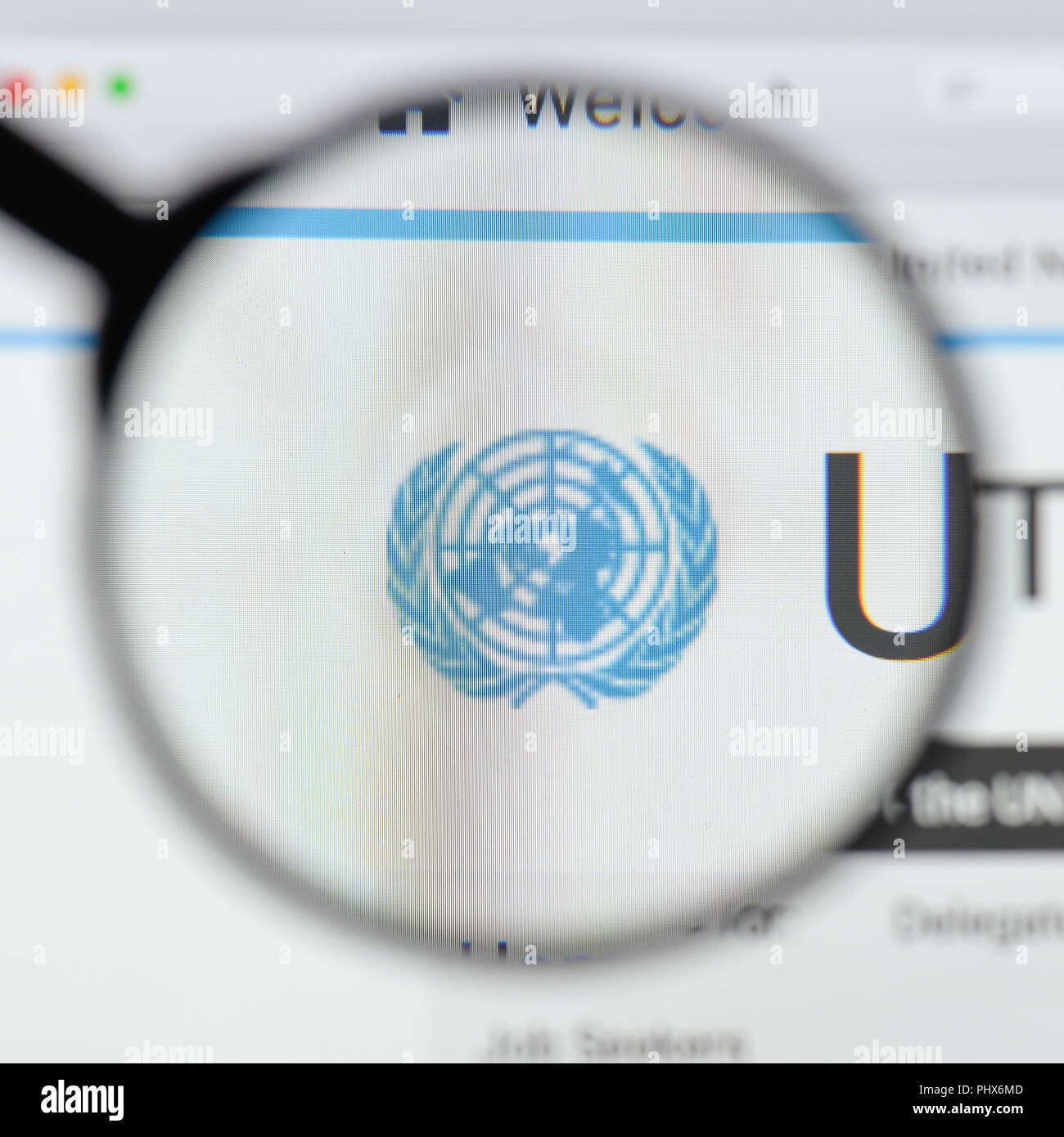 Mailand, Italien - 20 August 2018: Die Vereinten Nationen Homepage. Logo der Vereinten Nationen sichtbar. Stockfoto