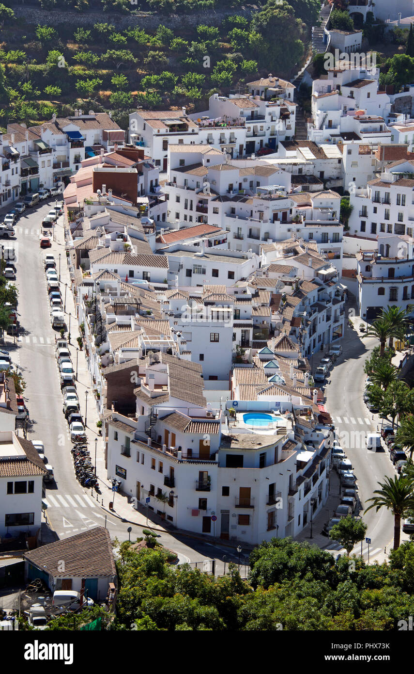 Ansicht von oben weiß getünchten Häusern und Gebäuden Frigiliana Costa Del Sol Andalusien Spanien Stockfoto