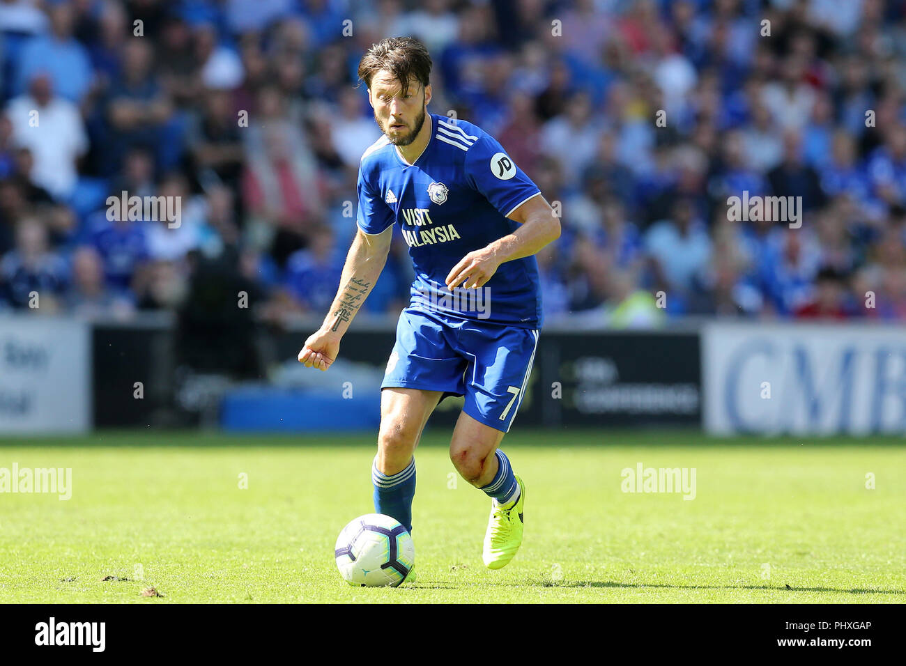 Cardiff, Großbritannien. 2. September 2018. Harry Arter von Cardiff City in Aktion. Premier League match, Cardiff City v Arsenal an der Cardiff City Stadion am Sonntag, den 2. September 2018. Dieses Bild dürfen nur für redaktionelle Zwecke verwendet werden. Nur die redaktionelle Nutzung, eine Lizenz für die gewerbliche Nutzung erforderlich. Keine Verwendung in Wetten, Spiele oder einer einzelnen Verein/Liga/player Publikationen. pic von Andrew Obstgarten/Andrew Orchard sport Fotografie/Alamy leben Nachrichten Stockfoto