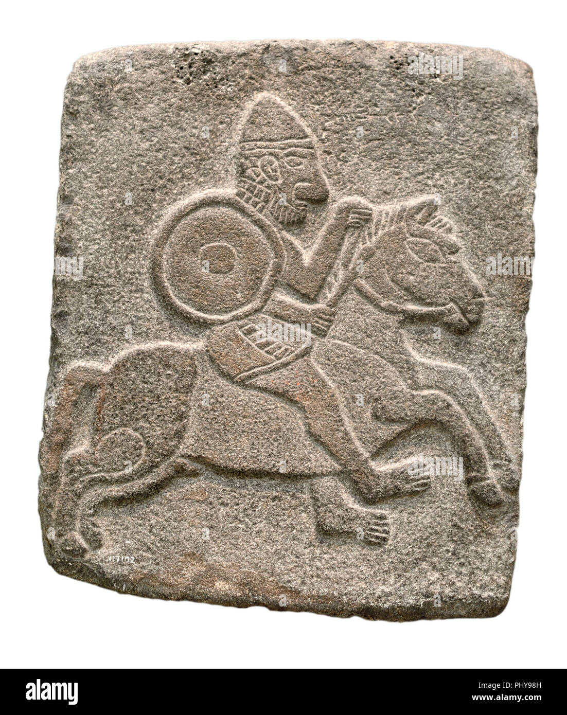 Relief vom Tell Halaf, (Eisen Alter Stadt in NE Syrien, c 1200-900 v. Chr.) montiert Soldat. British Museum, Bloomsbury, London, England, UK. Stockfoto