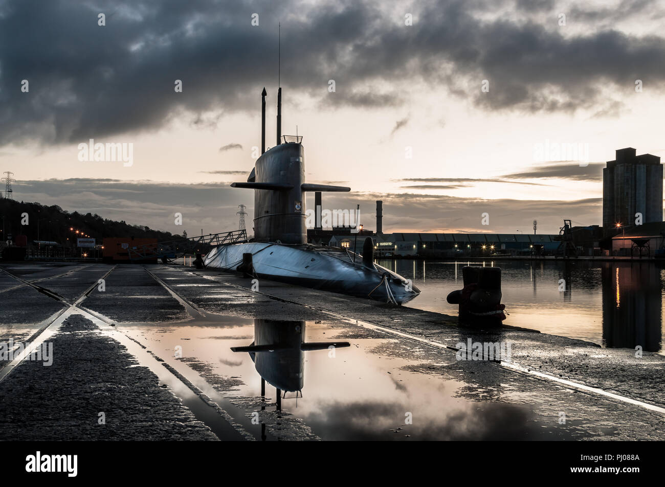 Royal Netherlands Naval Submarine HNLMS Walross Anker an der Horgan Quay, Cork während einer viertägigen Besuch in der Stadt. Stockfoto