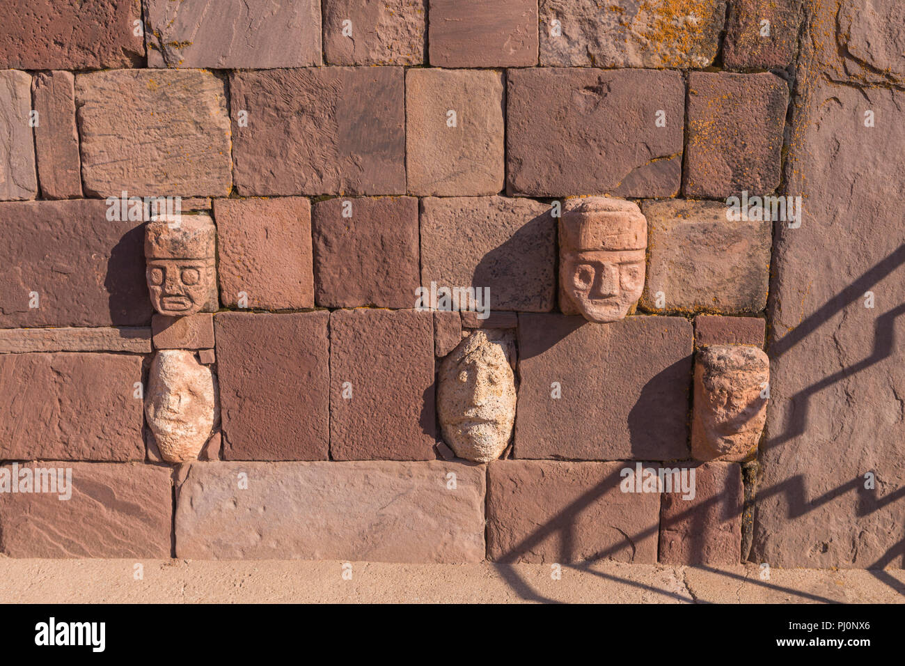 Alte Ruinen, Tiwanaku, an das Departamento La Paz, Bolivien Stockfoto