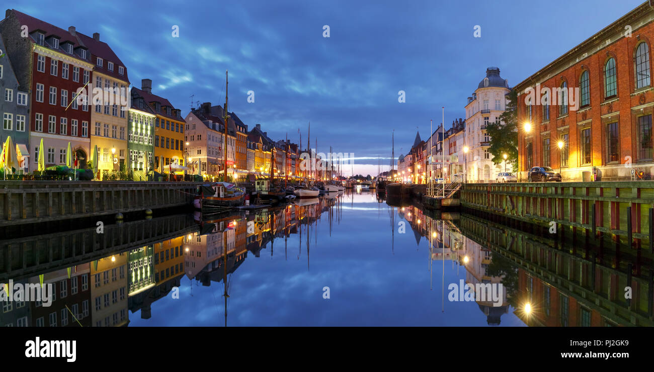 Panorama von Nyhavn in Kopenhagen, Dänemark. Stockfoto