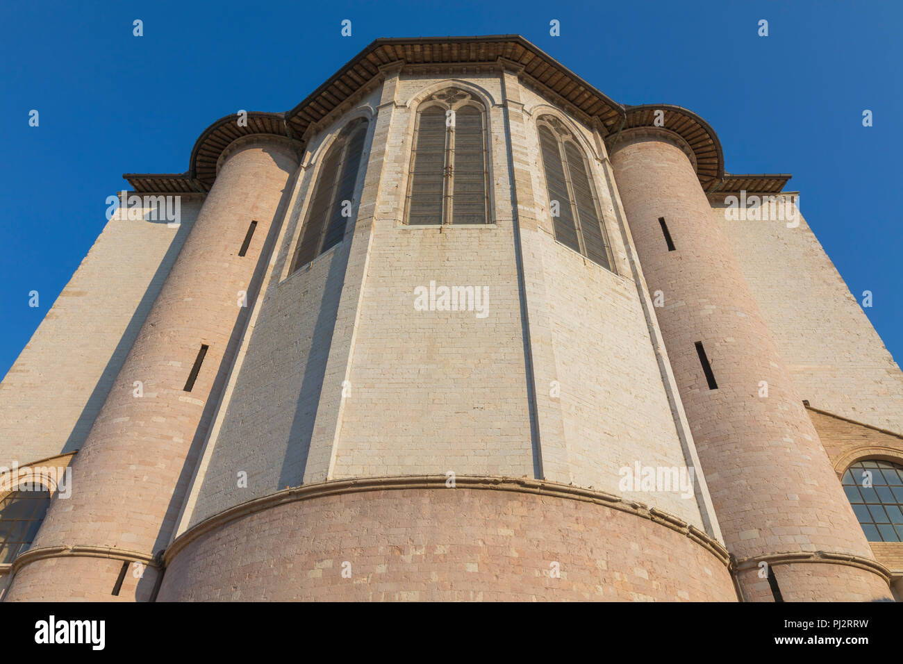 Die päpstliche Basilika des Heiligen Franziskus von Assisi, Eucharistiefeier Basilica di San Francesco, Assisi, Perugia, Umbrien, Italien Stockfoto