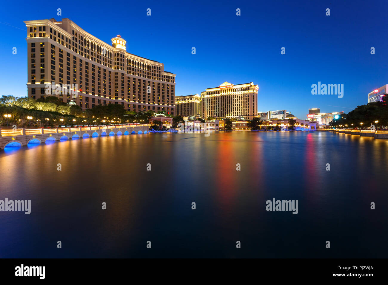 Das Bellagio Resort - Luxus Hotel und Casino auf dem Las Vegas Strip bei Nacht - Las Vegas, Nevada Stockfoto