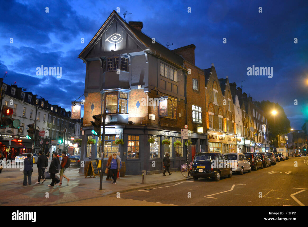 Pub, die Camden Auge, Kentish Town Rd, Camden Town, London, England, Grossbritannien Stockfoto