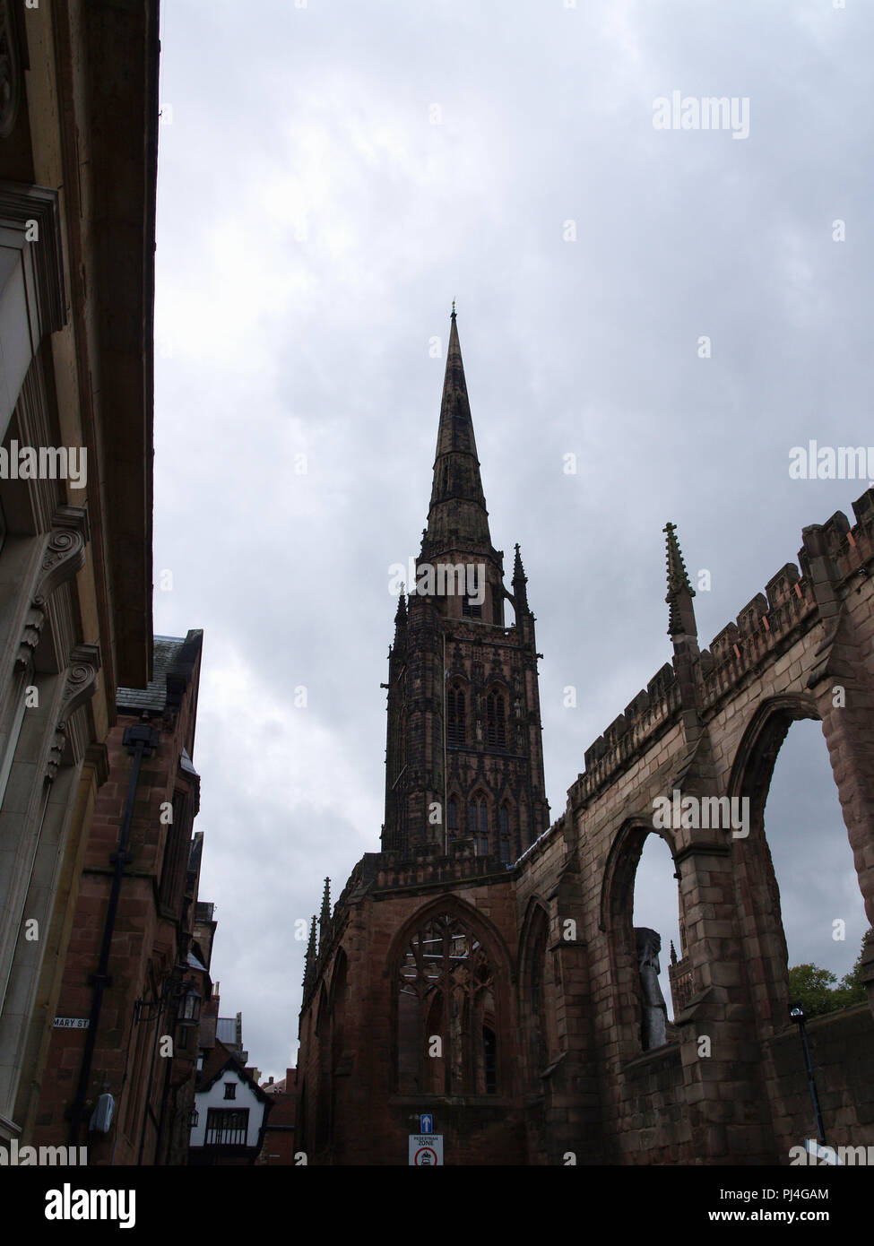 Spire bei Coventry Cathedral, Englandt Kathedrale von Coventry, Coventry Stockfoto