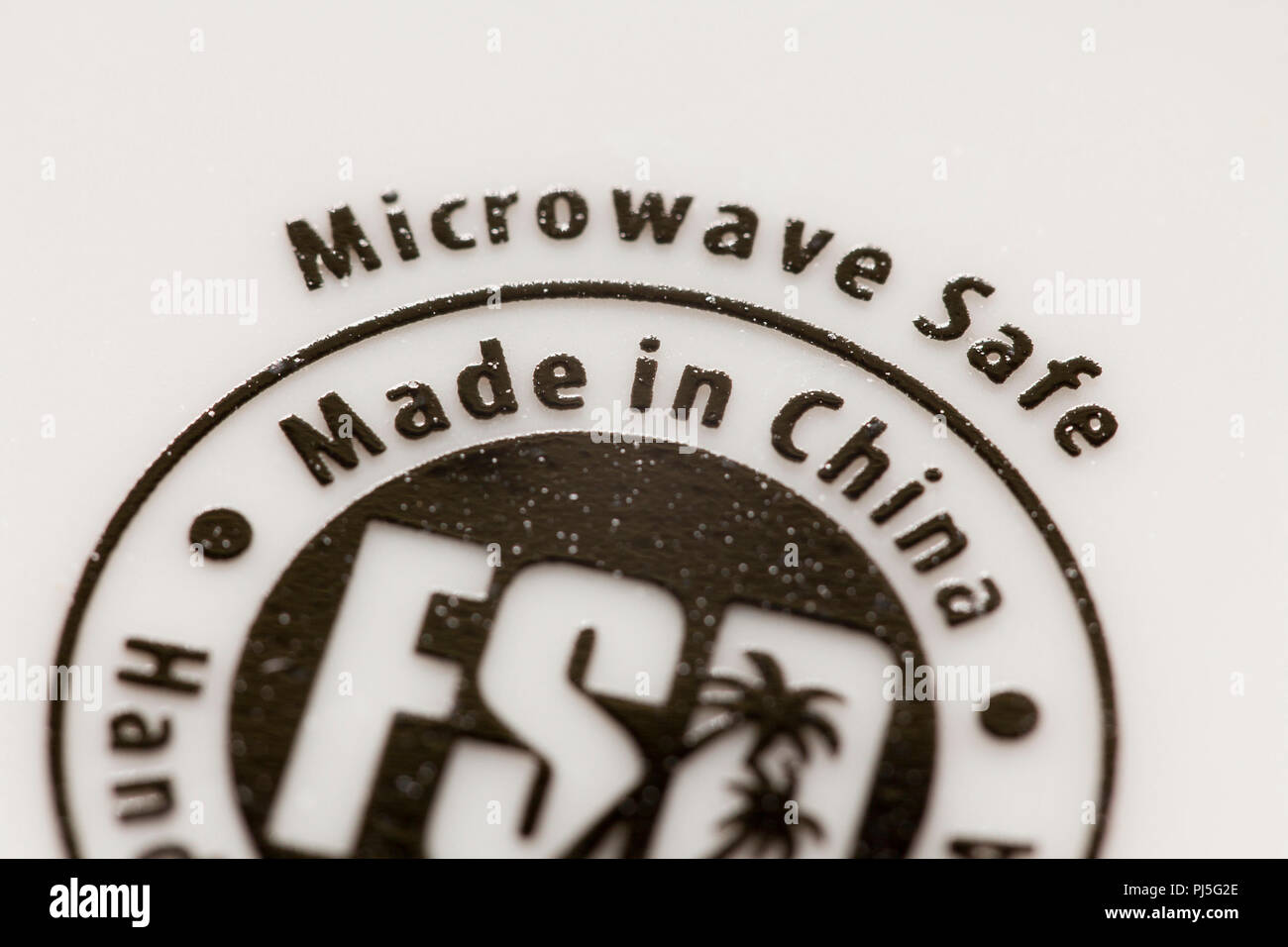 In China Label auf der Unterseite der Keramik Schale gemacht Stockfoto