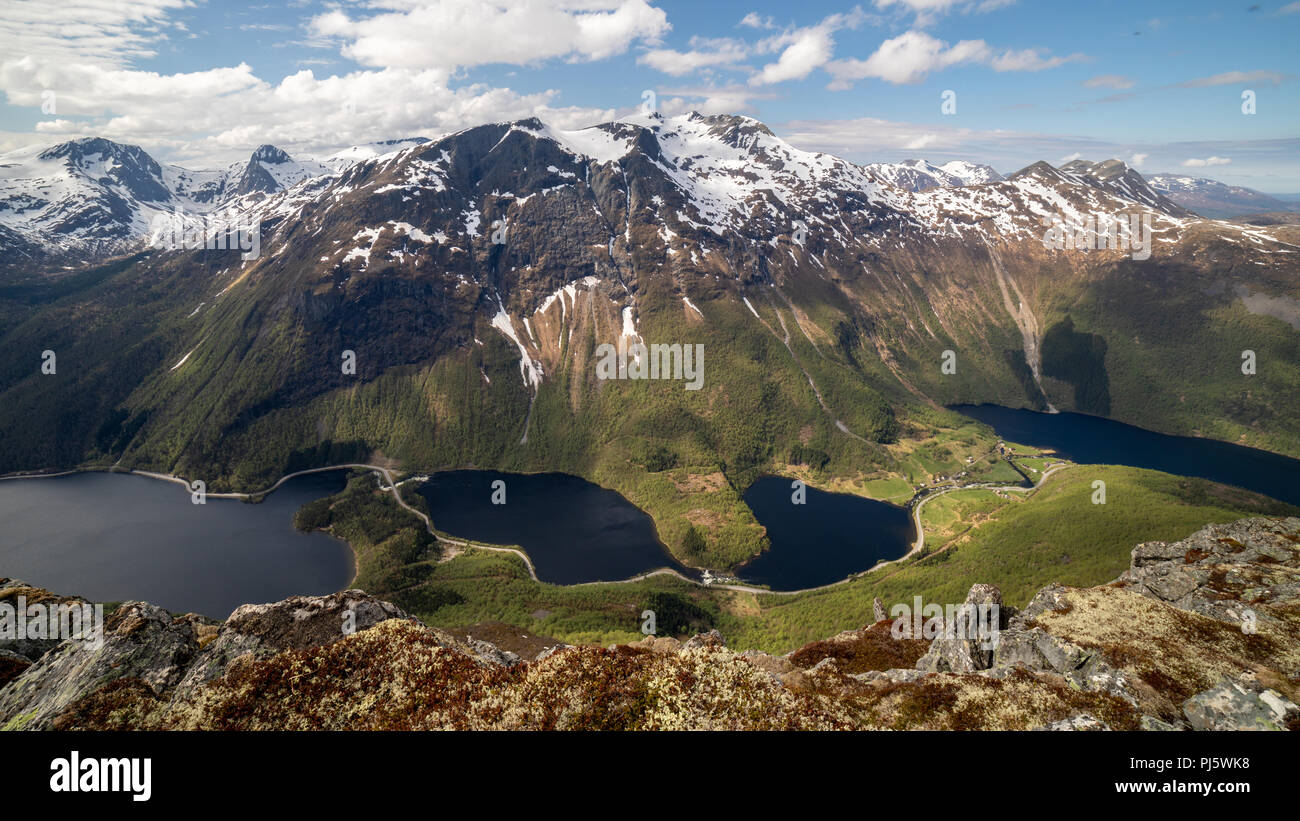 Folkestad Berge als vom Gipfel des Keipen, Volda Norwegen gesehen Stockfoto