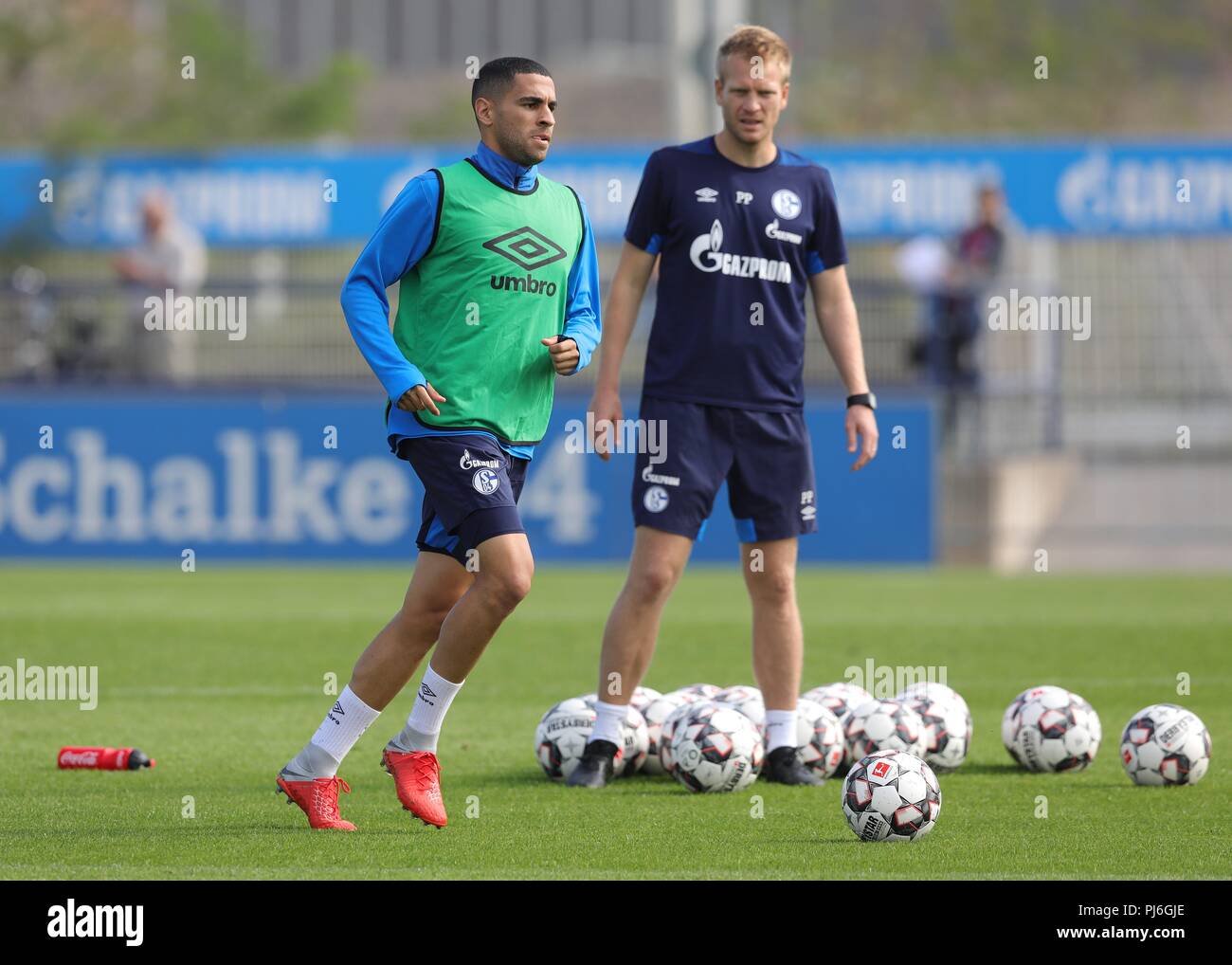 Firo: 05.09.2018, Fußball, 1.Bundesliga, Saison 2018/2019, FC Schalke 04, Ausbildung, Omar MASCARELL | Verwendung weltweit Stockfoto
