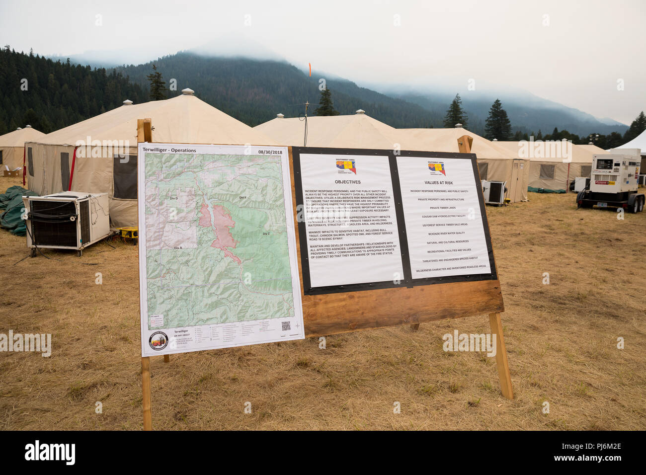 Terwilliger Feuer Lager ODER, USA - 30. August 2018: Map Detail der Terwilliger Feuer, Brennen derzeit mehr als 8000 Hektar des Willamette Nationa Stockfoto