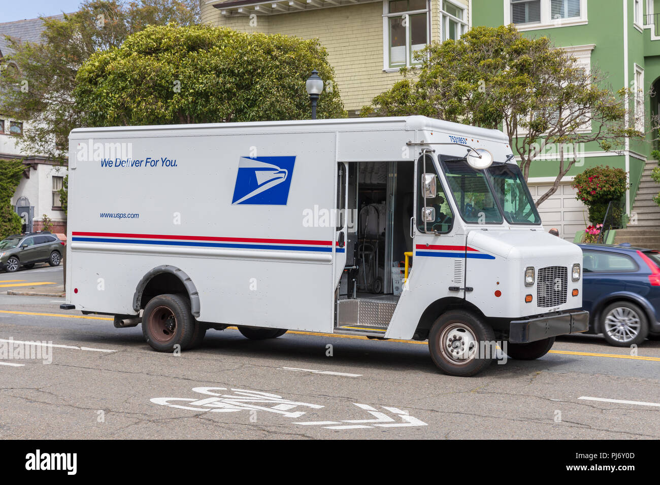 USPS delivery Truck auf Street, San Francisco, Kalifornien Stockfoto
