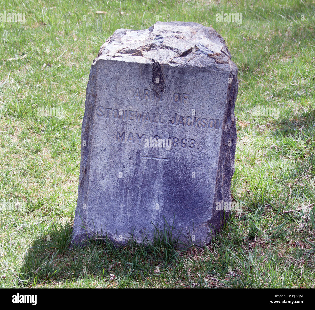 Verbündete General Stonewall Jacksons abgehackten arm ist in einem Friedhof begraben und seine eigenen Grabstein in der Nähe von Fredericksburg Virginia gegeben. Stockfoto
